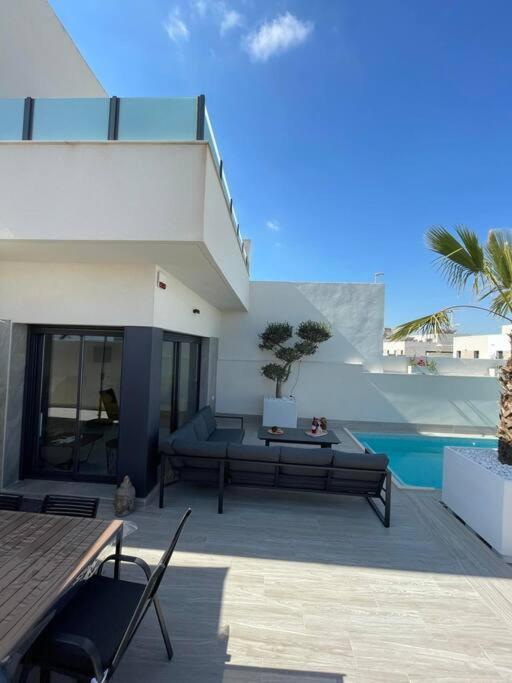 Villa Casa Maria Aan De Costa Blanca Met Prive Zwembad Daya Nueva 外观 照片